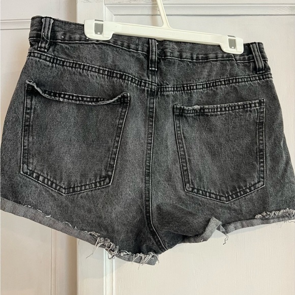 Jean shorts - Picture 2 of 3